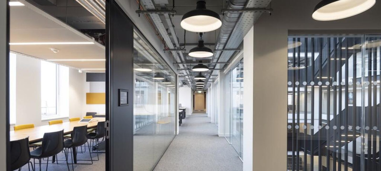 98 Theobalds Rd, London - Image 1