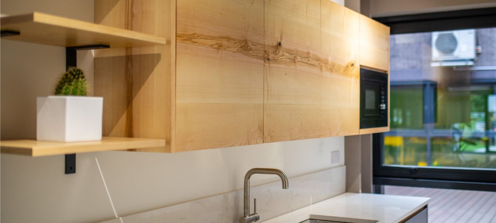 184 Ferensway, Hull - Image 1