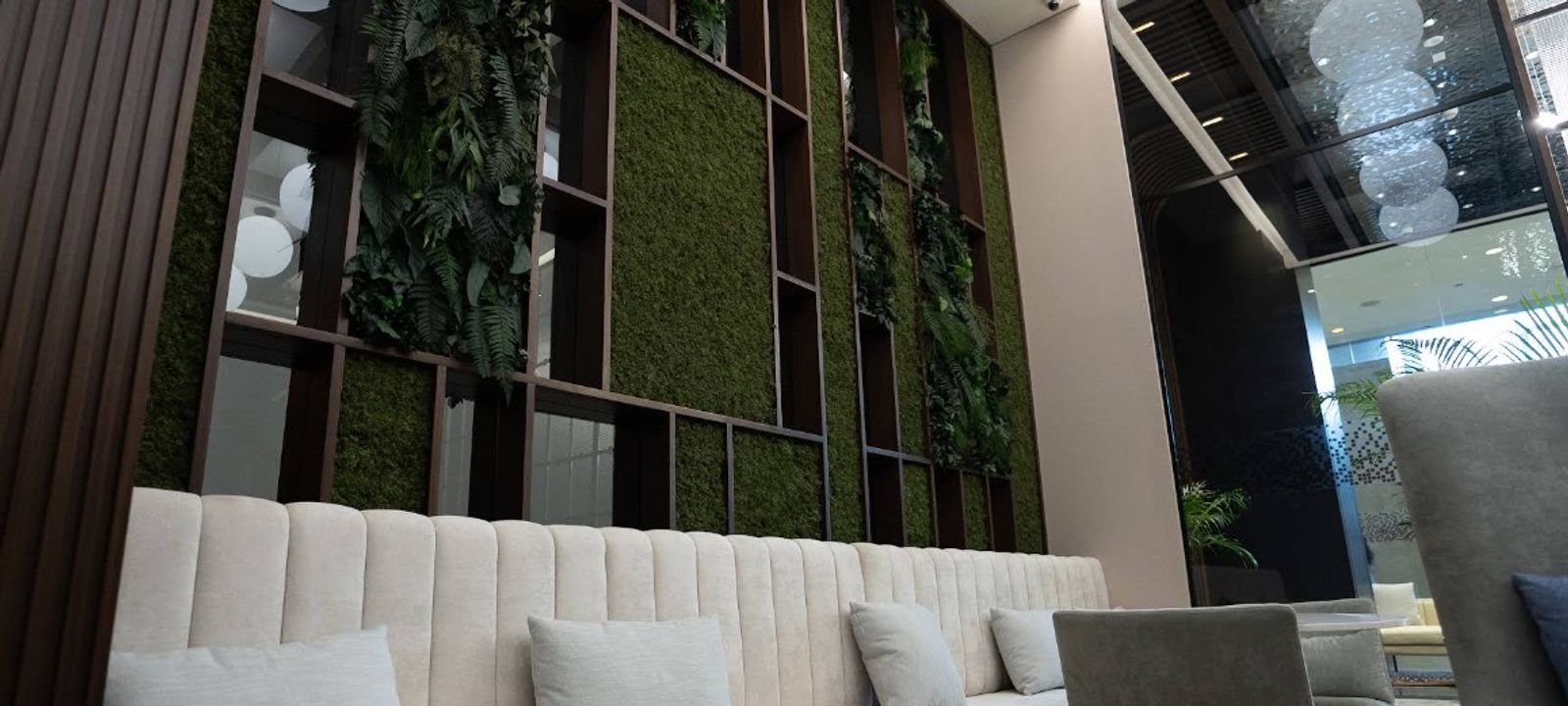 Level 2 Al Bateen, Abu Dhabi - Image 1