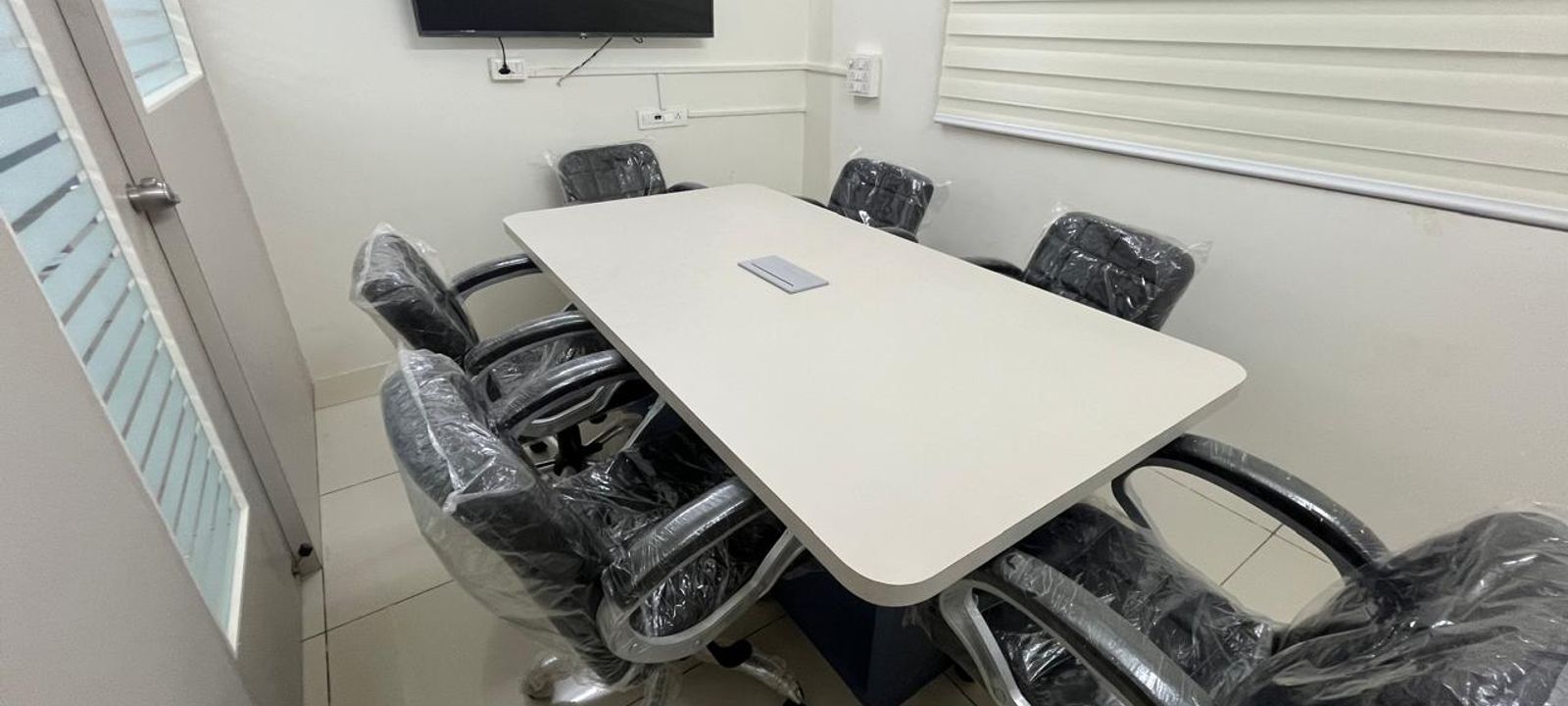 Ayodhya Chowk 150 Feet Ring Road Near Synergy Hospital, Rajkot - Image 1