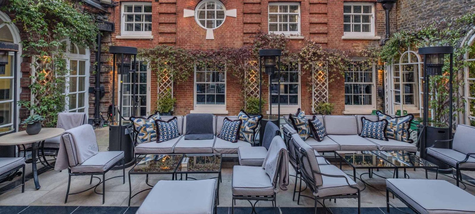 59 Grosvenor Street, London - Image 1