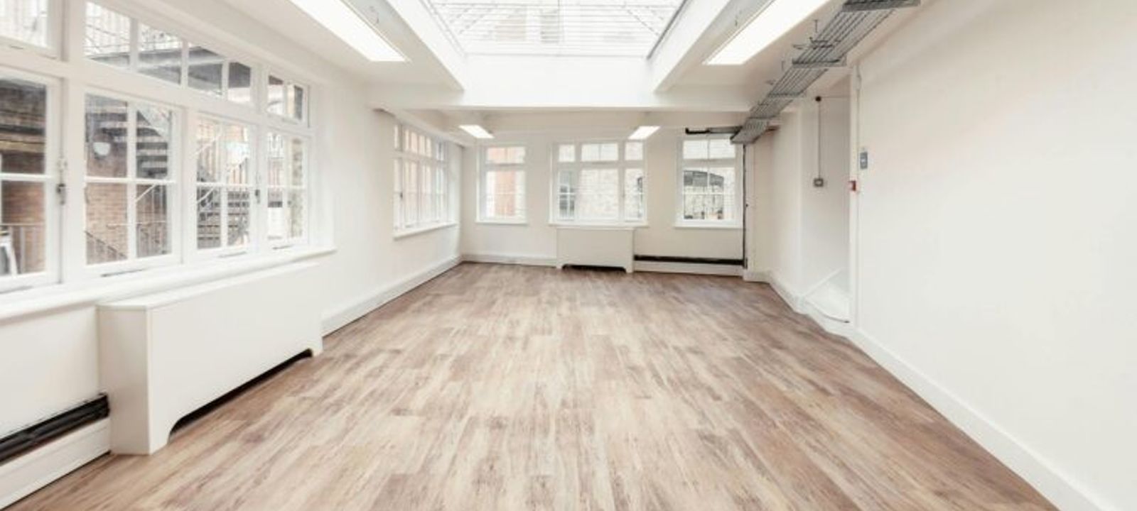 22-25 Eastcastle Street, London - Image 1