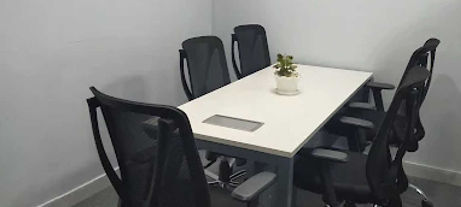 #203, 9,36, Tumkur Rd Yeshwanthpur Industrial Area Phase 1 Yeswanthpur, Bengaluru - Image 1