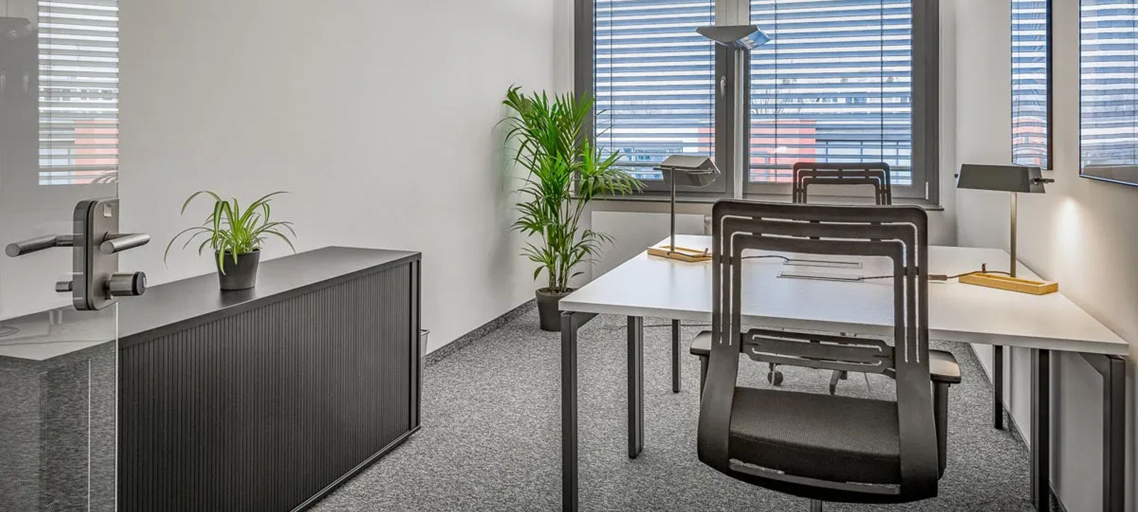 12 Rathausplatz, Bad Homburg Vor Der Höhe - Image 1