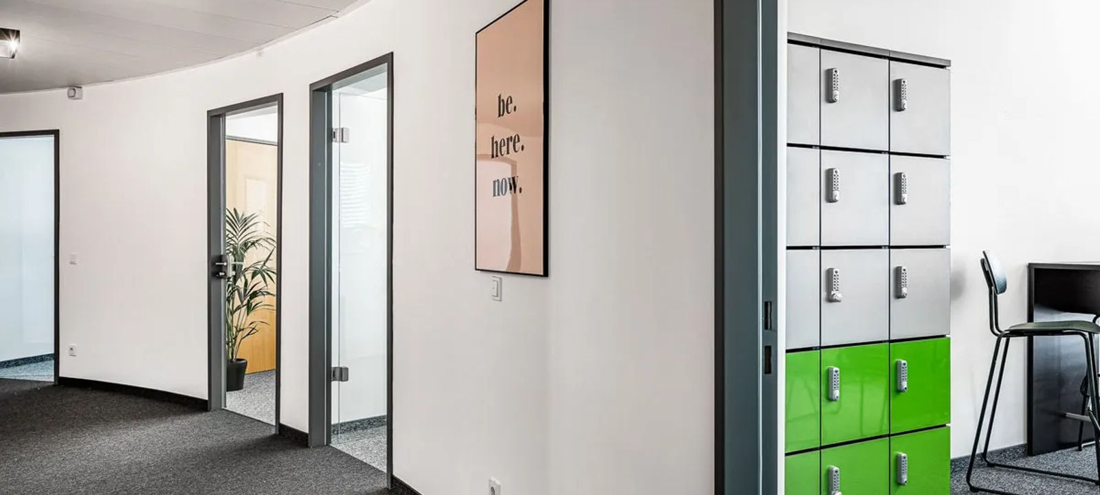 12 Rathausplatz, Bad Homburg Vor Der Höhe - Image 1