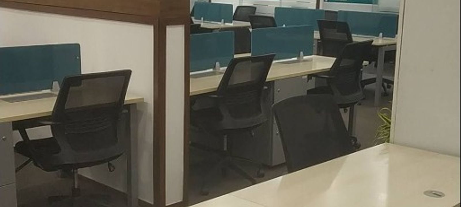 B-39 Middle Cir Connaught Place, New Delhi - Image 1