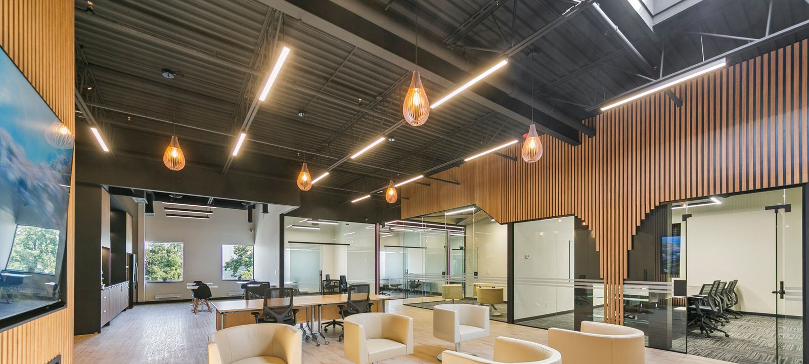 320 Matheson Blvd West, Mississauga - Image 1