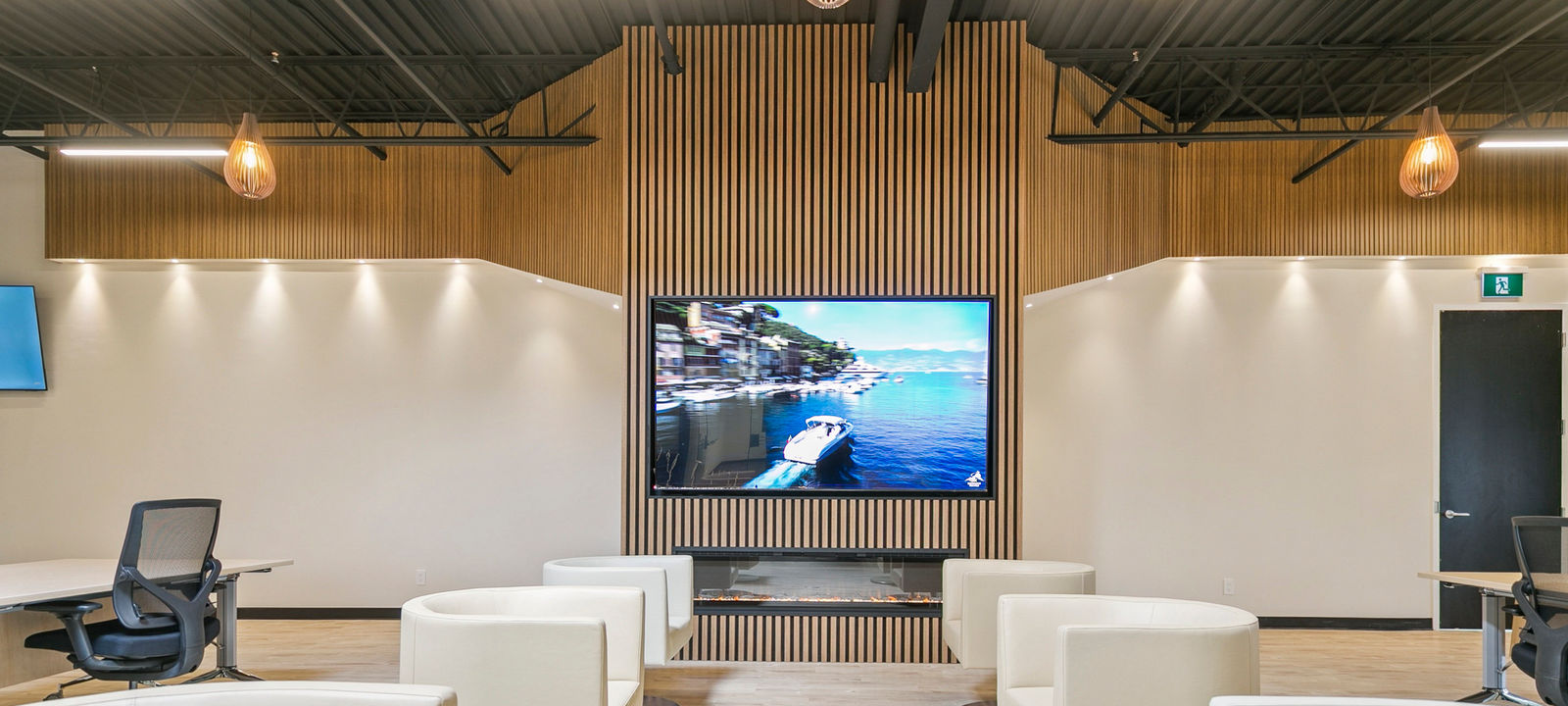 320 Matheson Blvd West, Mississauga - Image 1