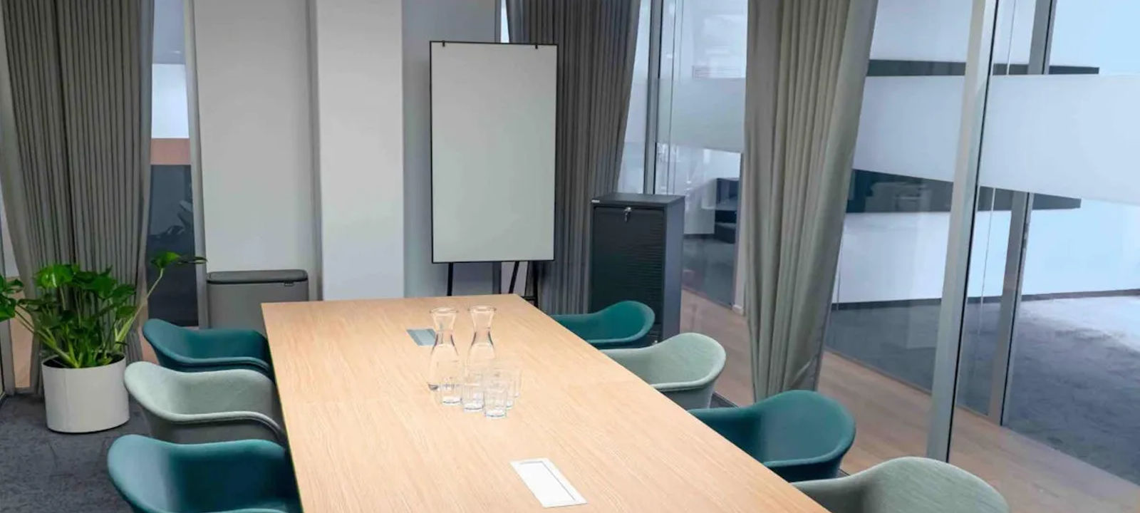 1 Zirkusweg, Hamburg - Image 1