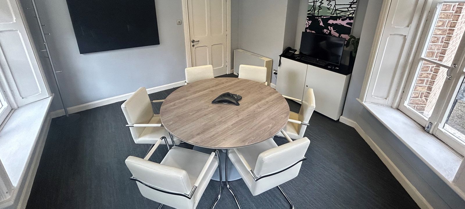 28 Fitzwilliam Pl, Dublin - Image 1