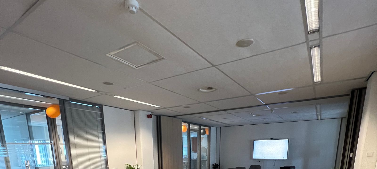 Jaarbeursplein, Utrecht - Image 1