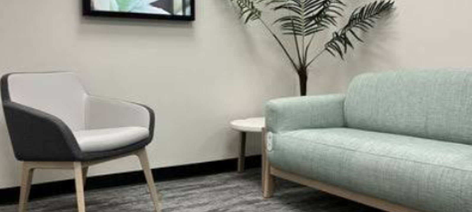 950 Franklin Ave, Garden City - Image 1