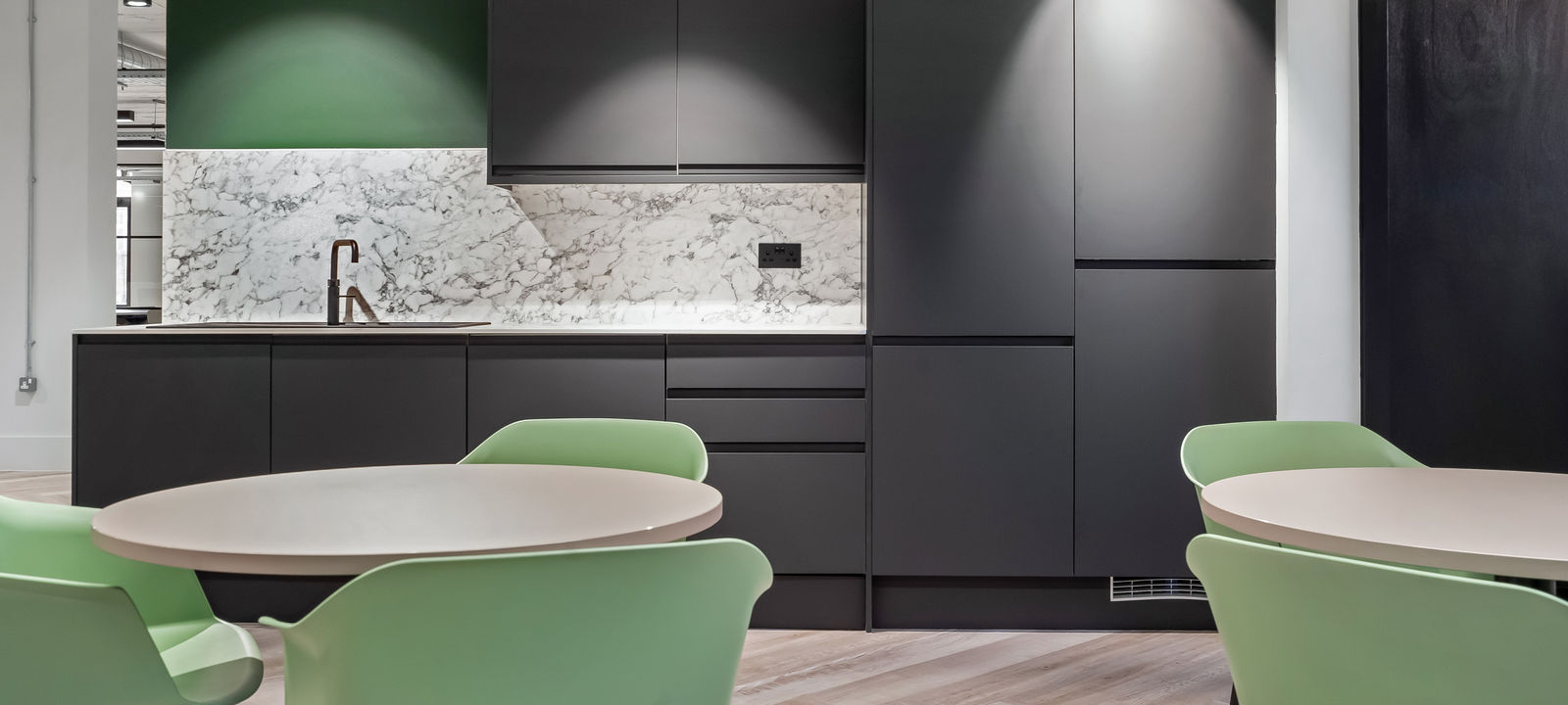 5 Albion Place, Leeds - Image 1