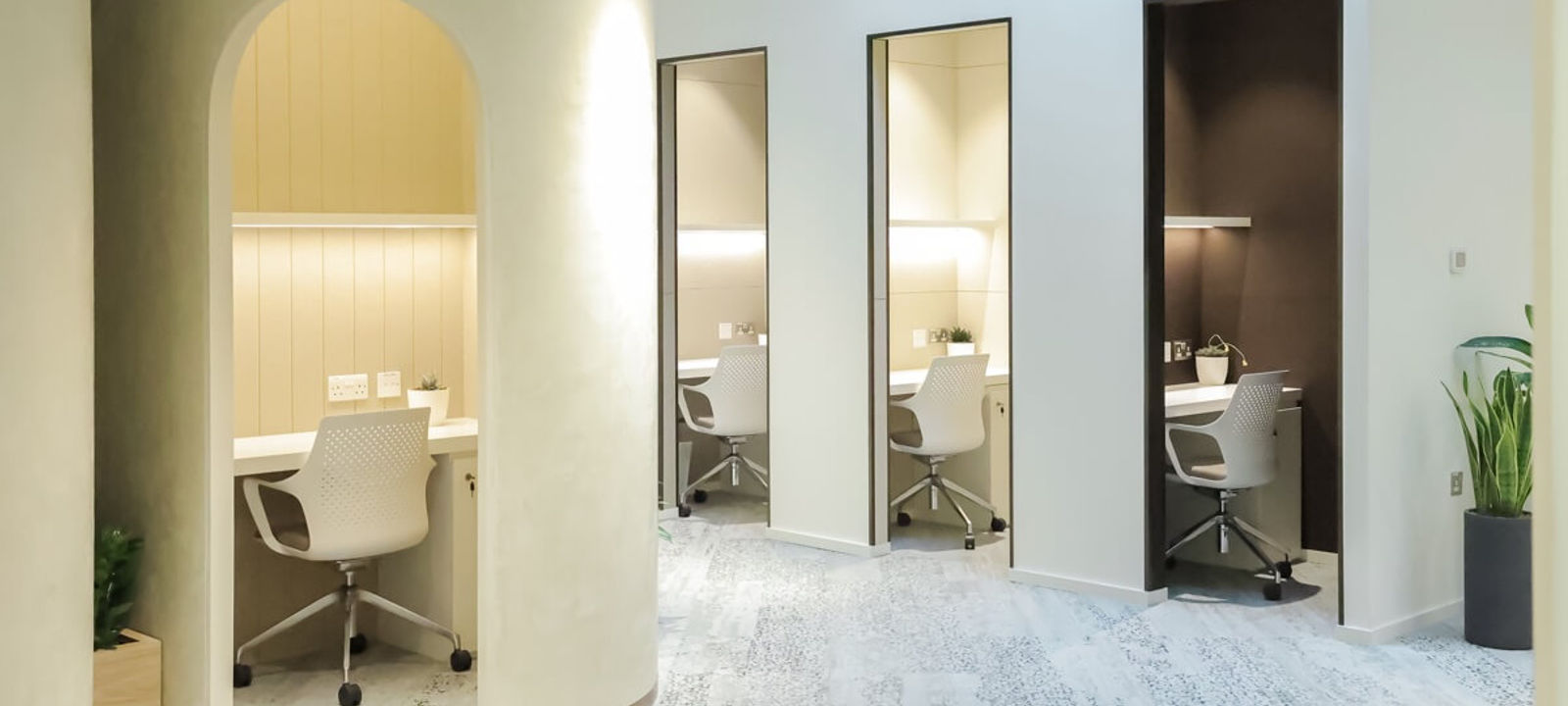 Al Danah, Abu Dhabi - Image 1