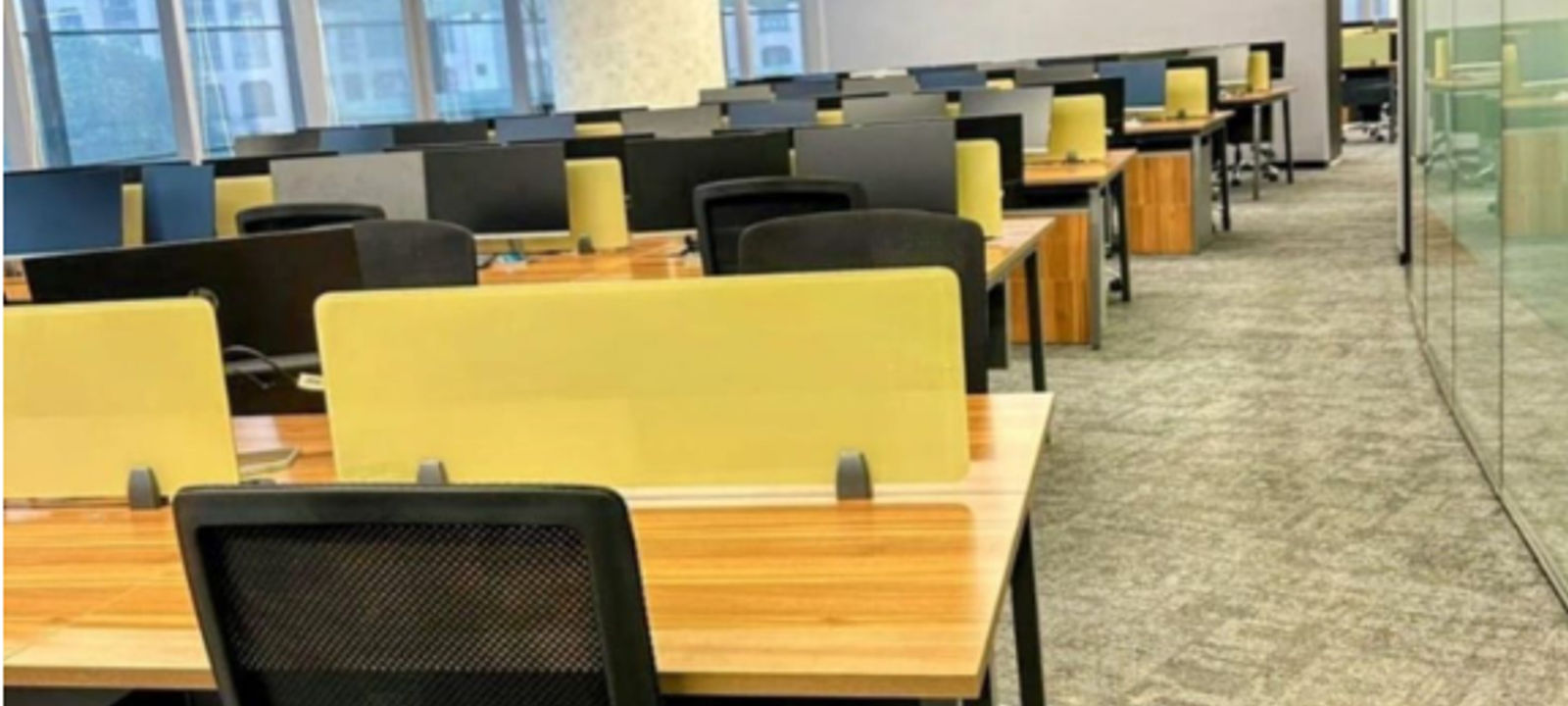 3010 D-core Clover Park Viman Nagar, Pune - Image 1