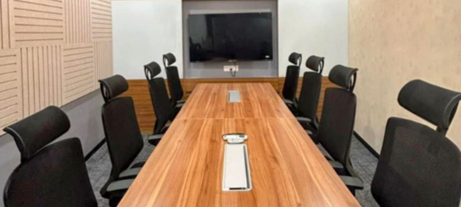 3010 D-core Clover Park Viman Nagar, Pune - Image 1