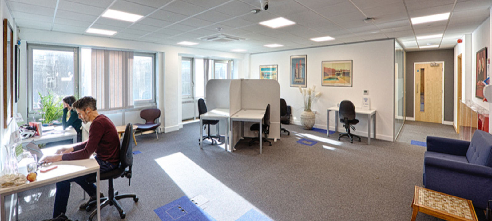 Bull Hill, Surrey - Image 1