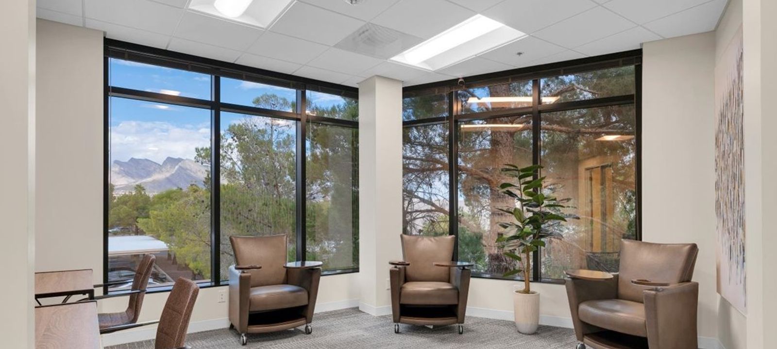 1635 Village Center Circle, Las Vegas - Image 1