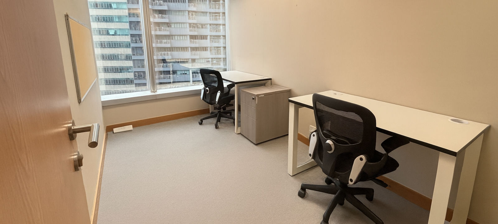 418 Kwun Tong Road, Kwun Tong - Image 1