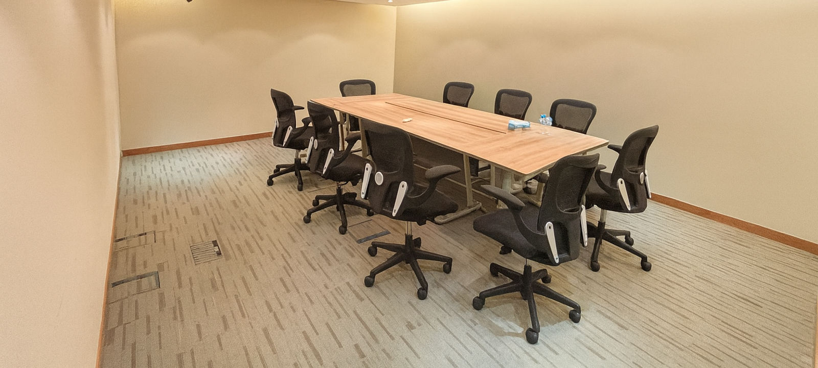 418 Kwun Tong Road, Kwun Tong - Image 1