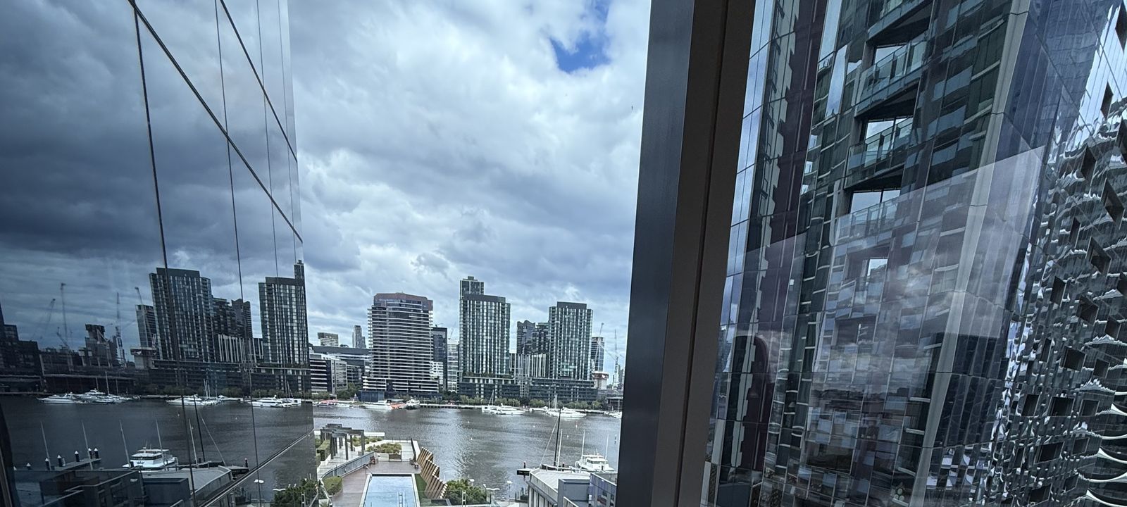 401 Docklands Drive, Docklands - Image 1