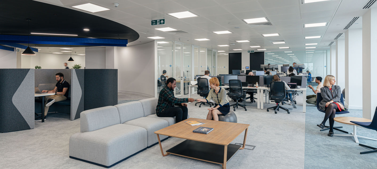 One Canada Square, Greater London - Image 1