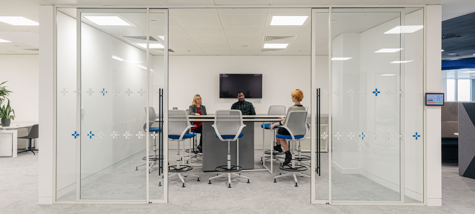 One Canada Square, Greater London - Image 1