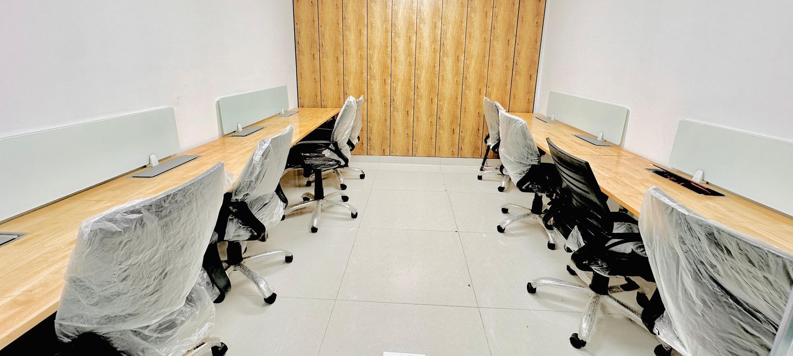 Pillar No : 1060 Beside Ameerpet Metro Station, Hyderabad - Image 1