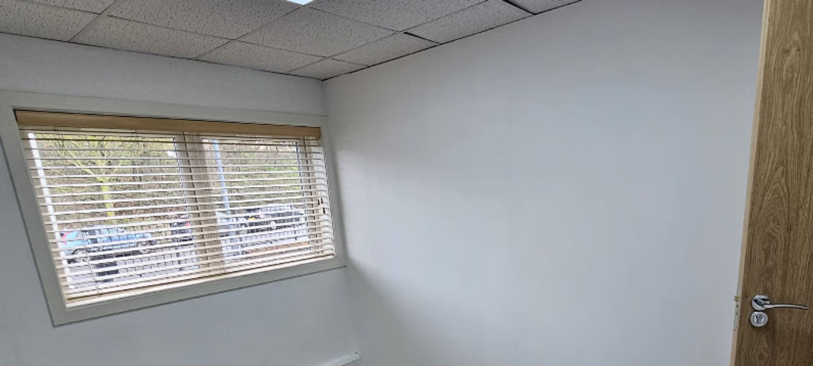 219 Hool Cl, Greater London - Image 1