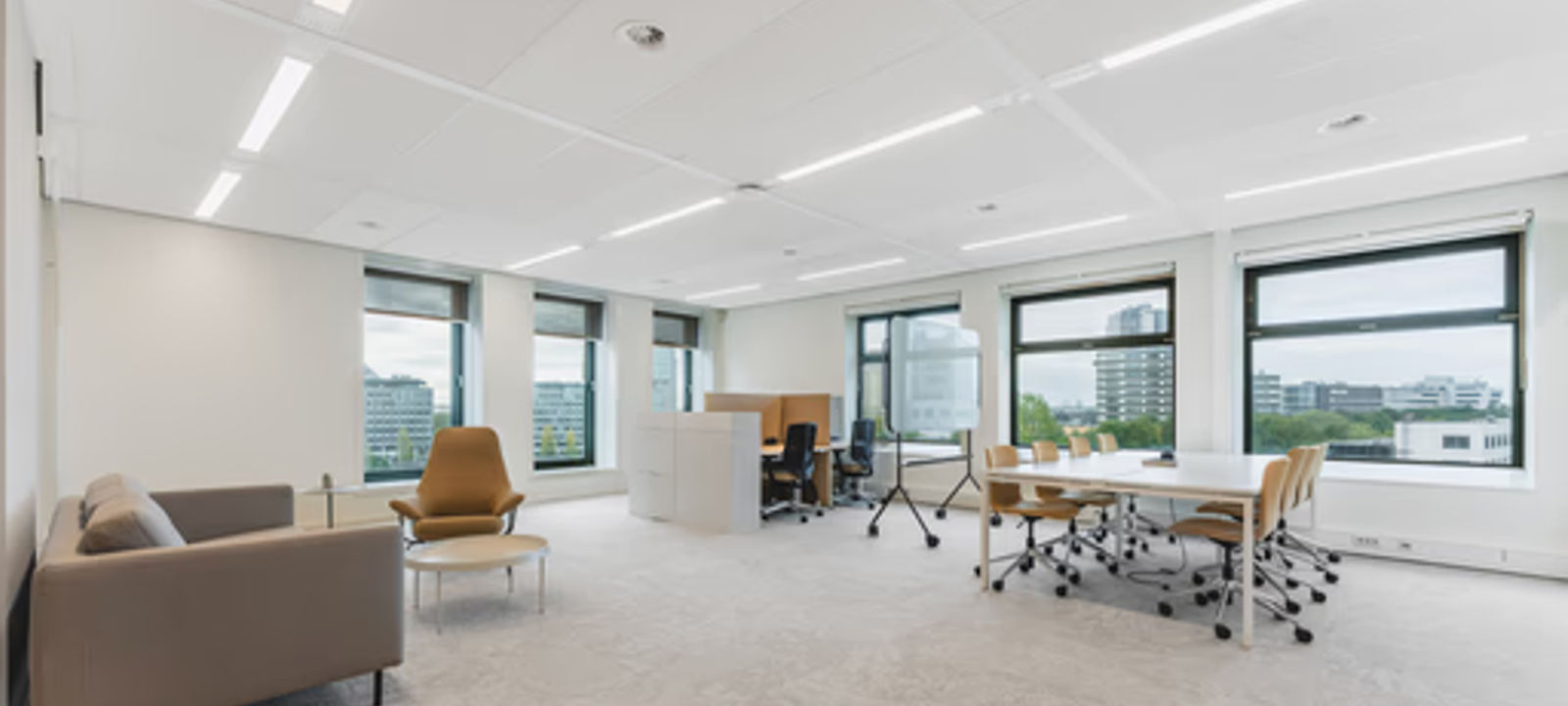 6 Person Private Office at 89 George Hintzenweg, Rotterdam | Office Hub