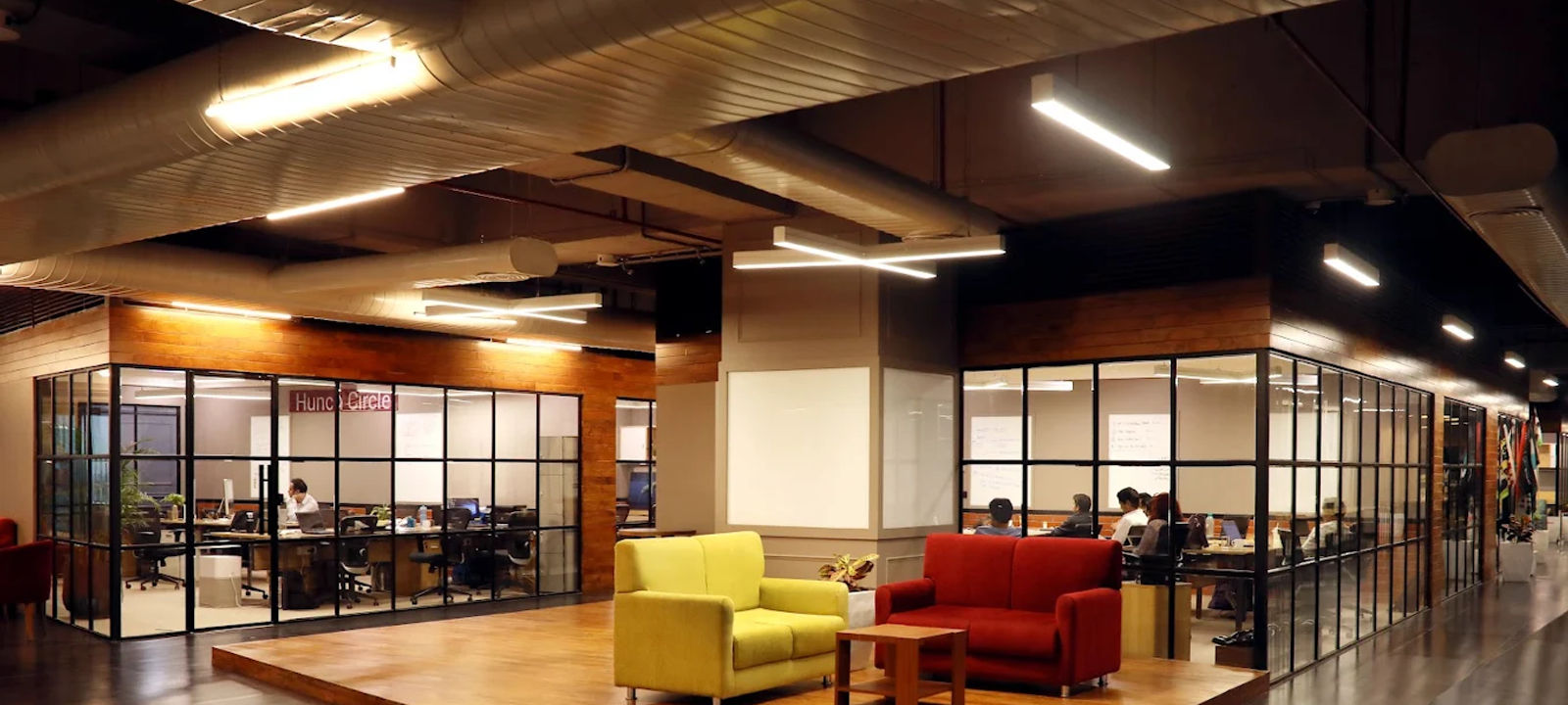 Huda City Centre Metro Station, Gurugram - Image 1