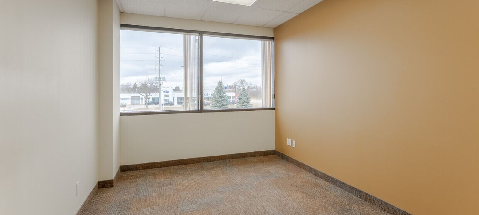 710 Dorval Drive, Oakville - Image 1