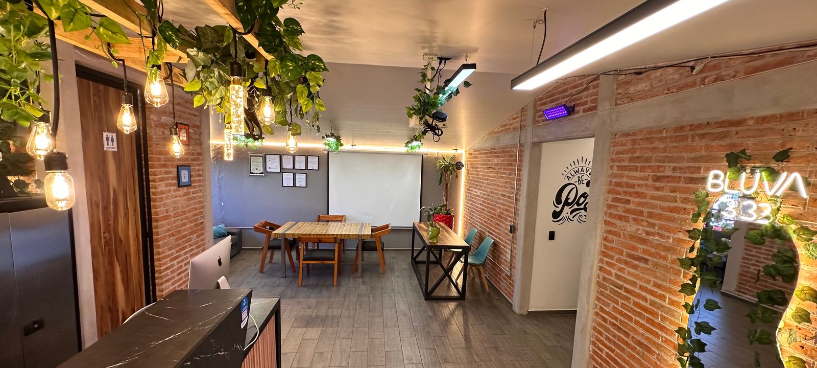 140 Profesor Jesús Romero Flores, Ciudad De México - Image 1