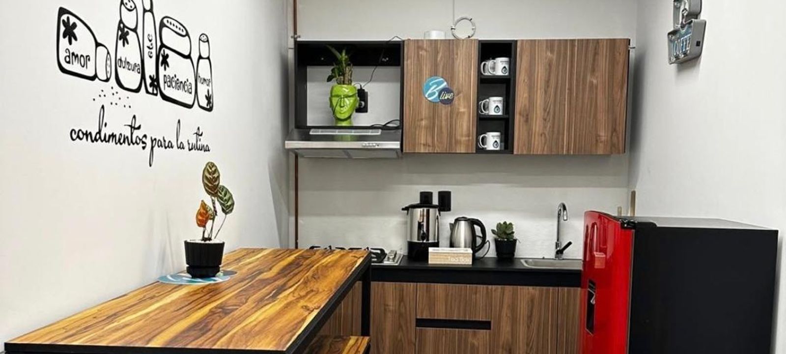 140 Profesor Jesús Romero Flores, Ciudad De México - Image 1