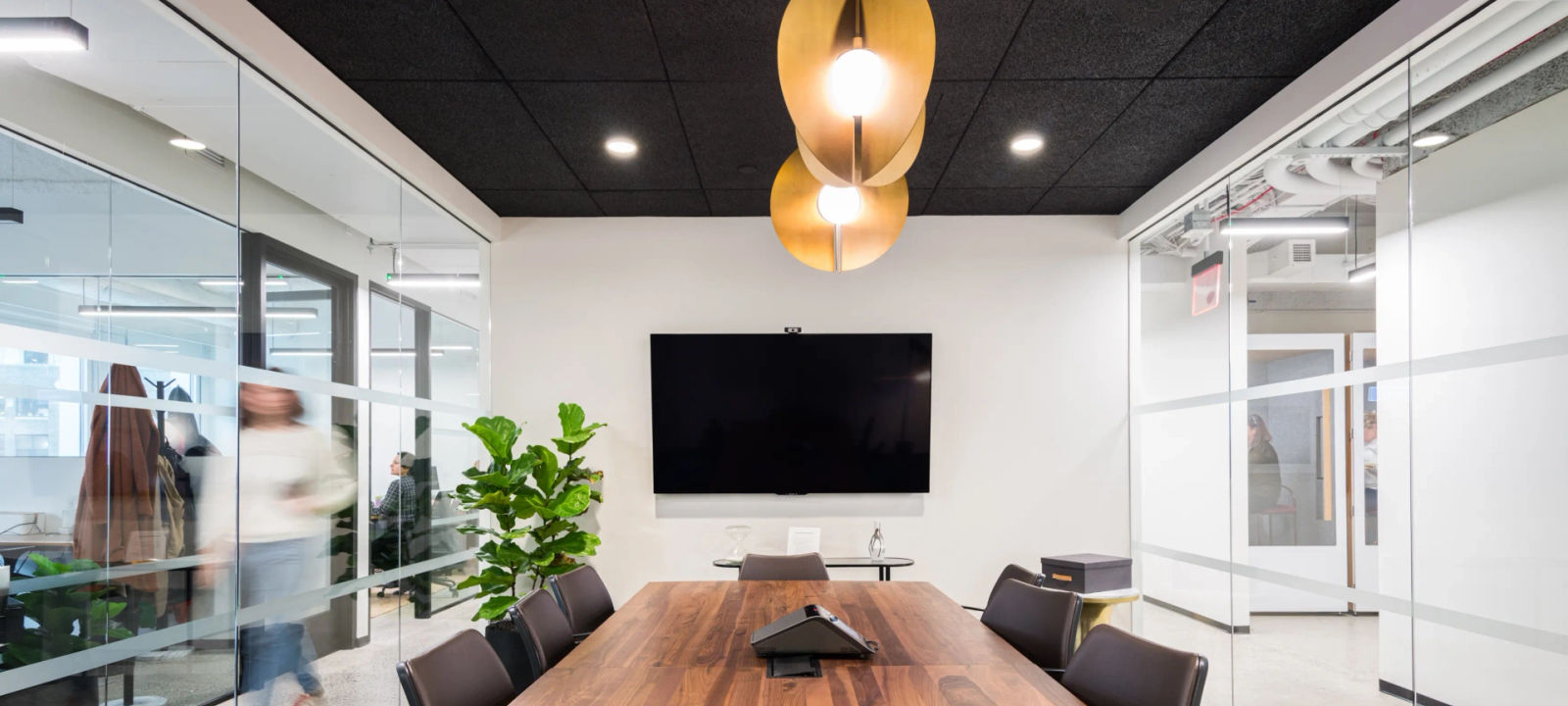 15301 Ventura Boulevard, Sherman Oaks - Image 1