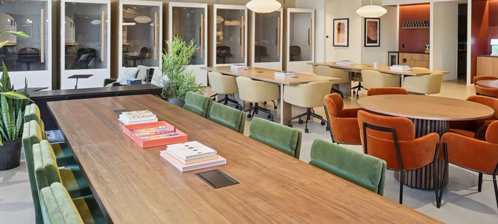 4 Waterway Square Place, The Woodlands - Image 1