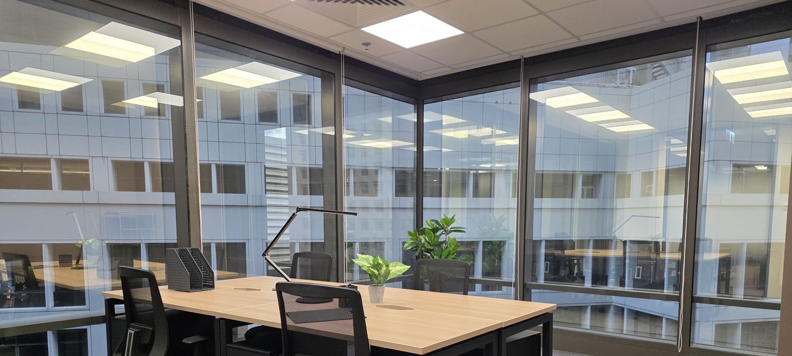 9 Queen's Road Central, Central - Image 1