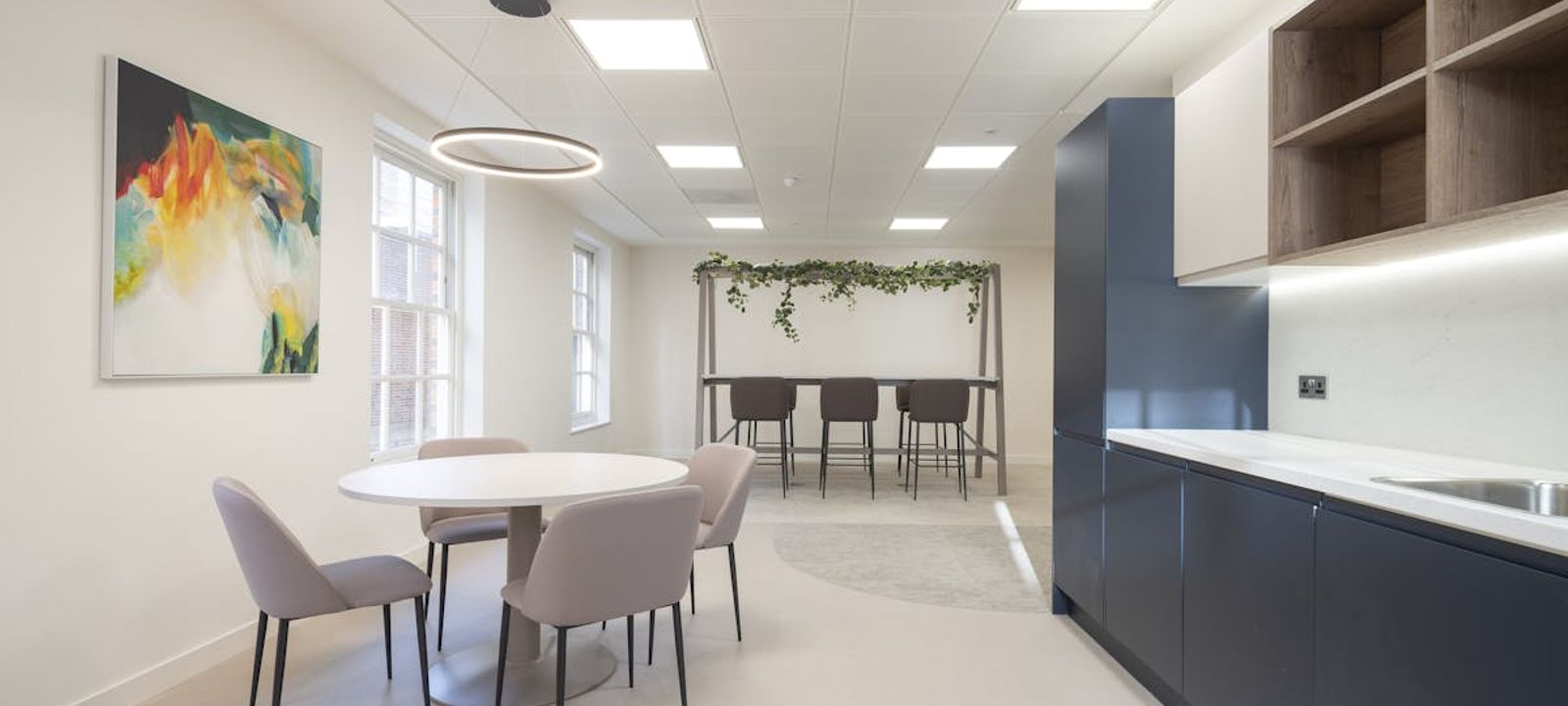 42 Trinity Square, London - Image 1