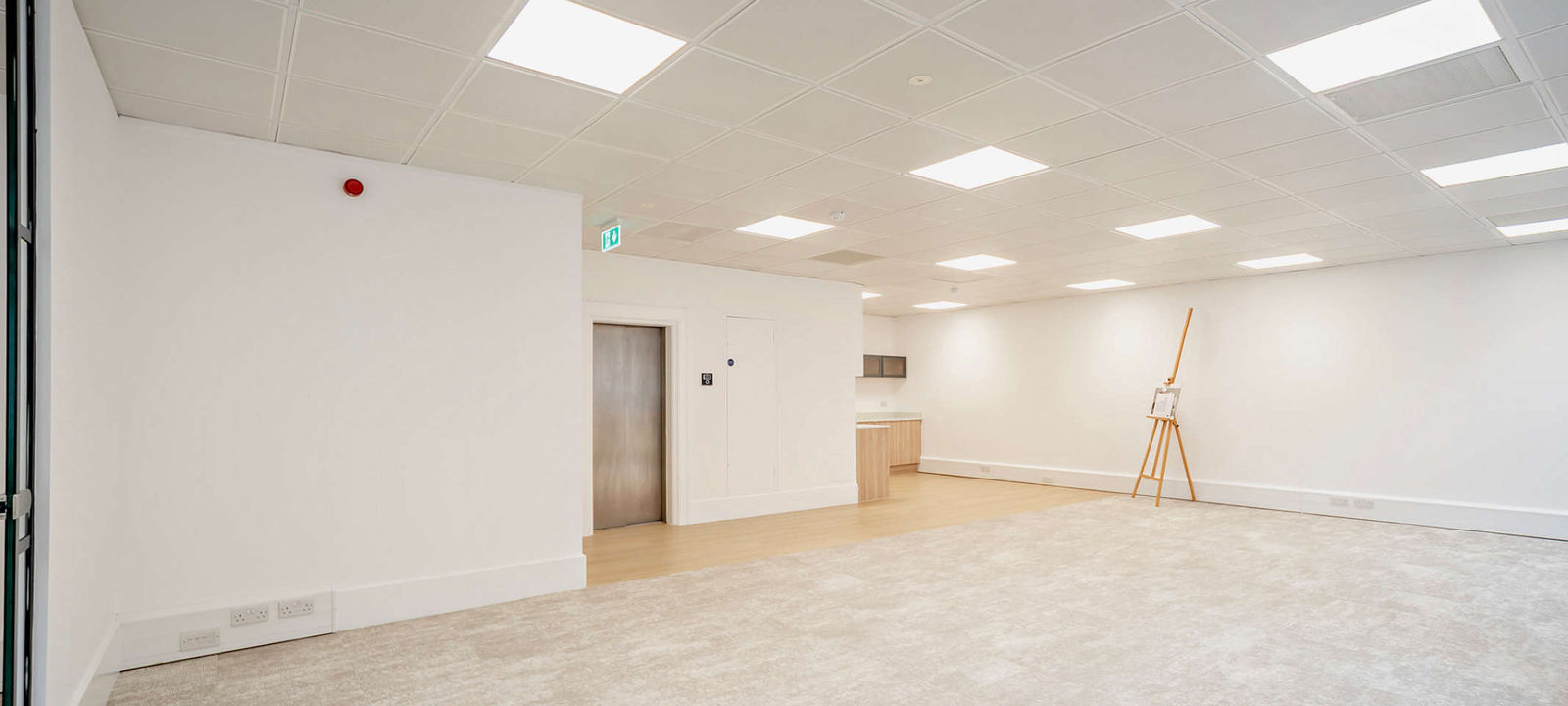 13 Saint Swithin's Lane, Greater London - Image 1