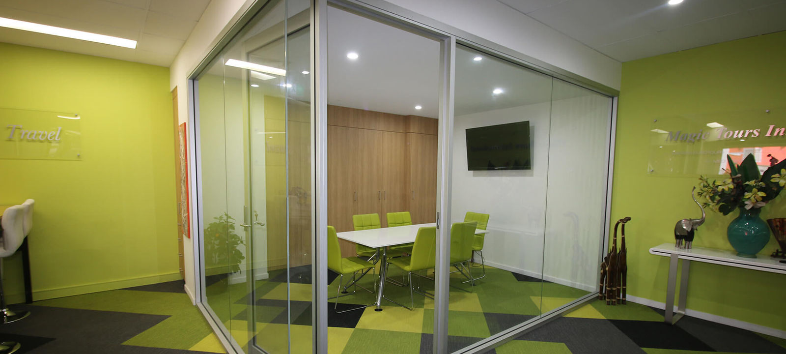 66 Appel Street, Surfers Paradise - Image 1