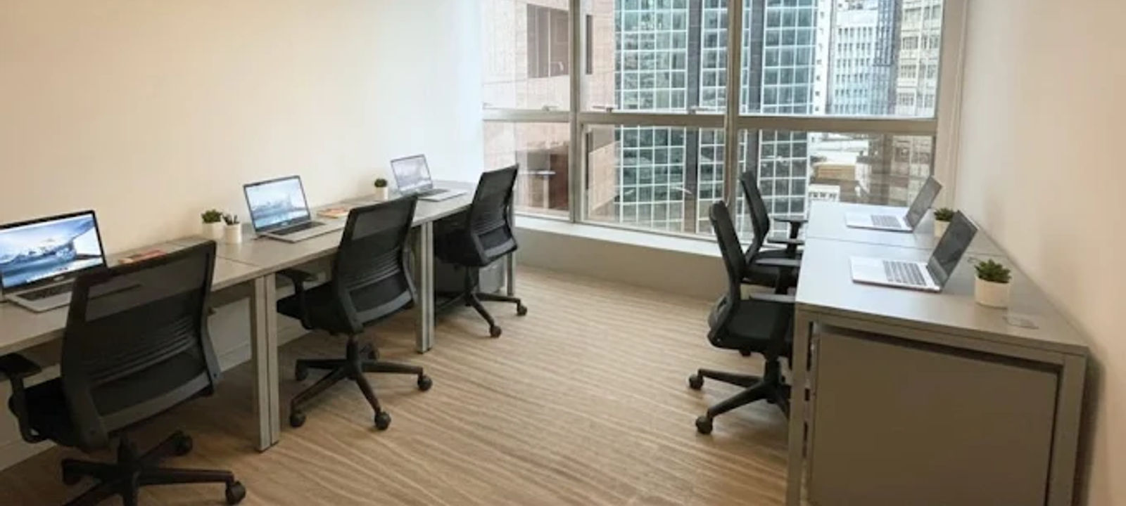 79 Chatham Road S, Tsim Sha Tsui - Image 1