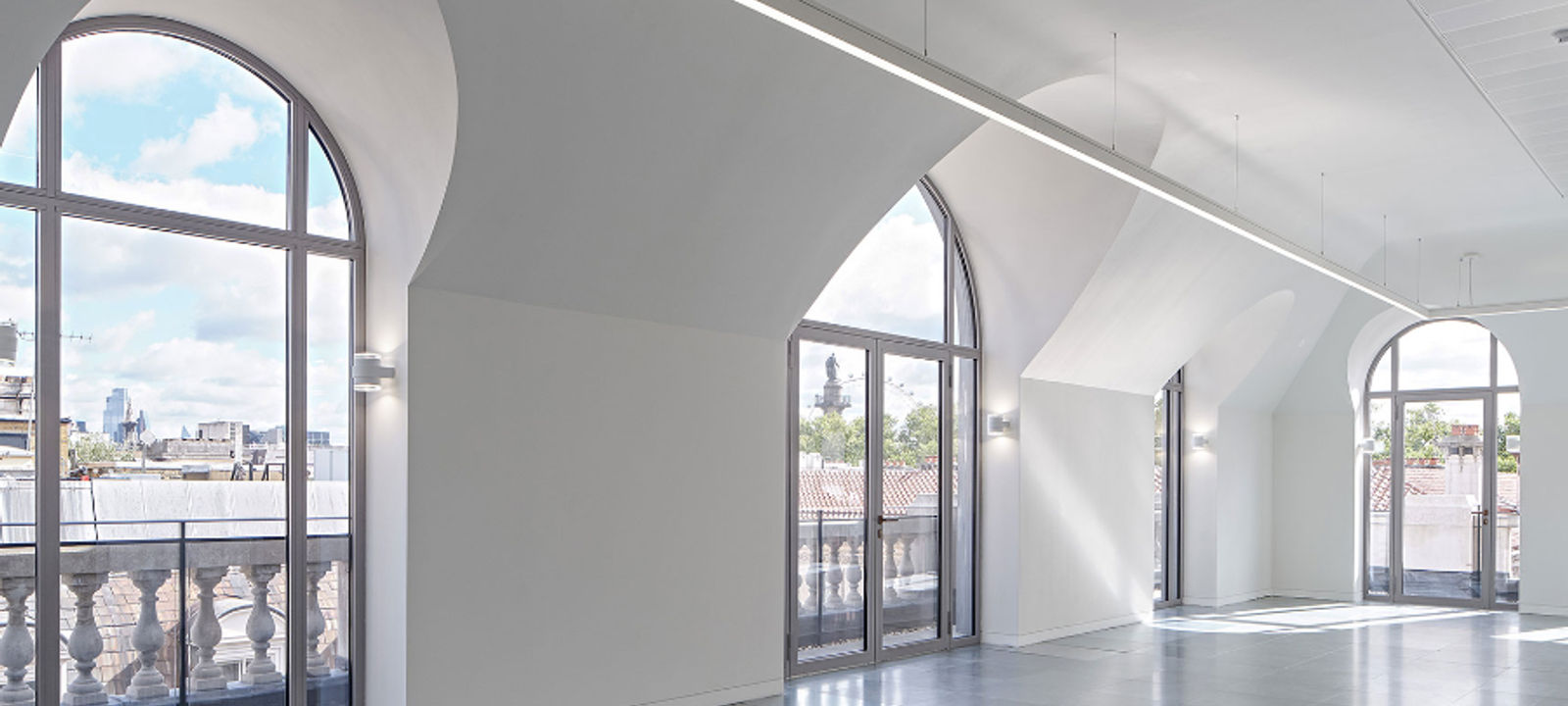 30 St James Square, London - Image 1
