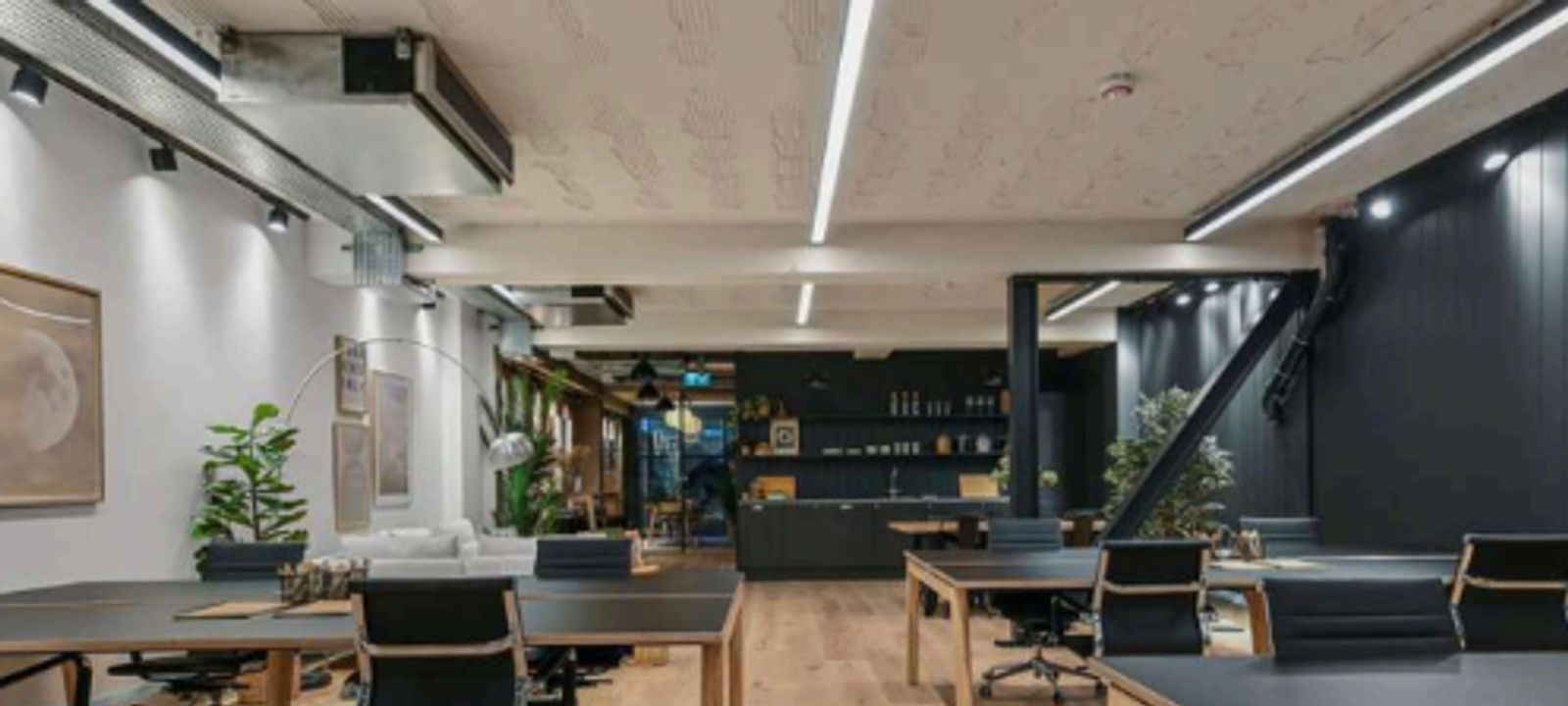 16 Mortimer Street, London - Image 1
