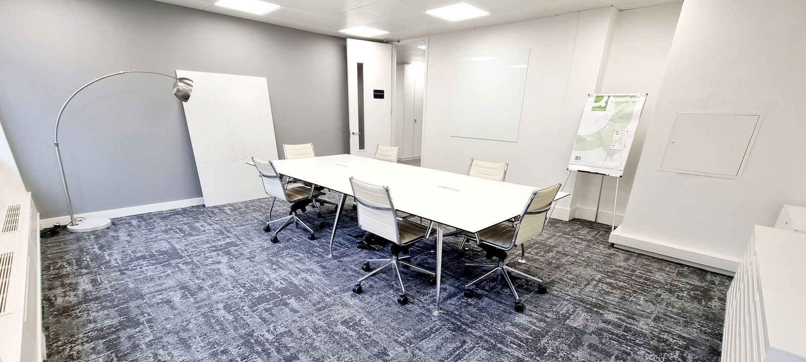 19/21 Great Tower Street, London - Image 1