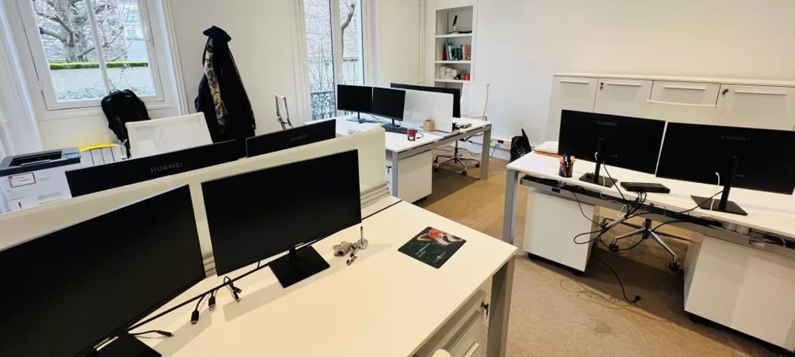 24 Place Du Général Catroux, Paris - Image 1