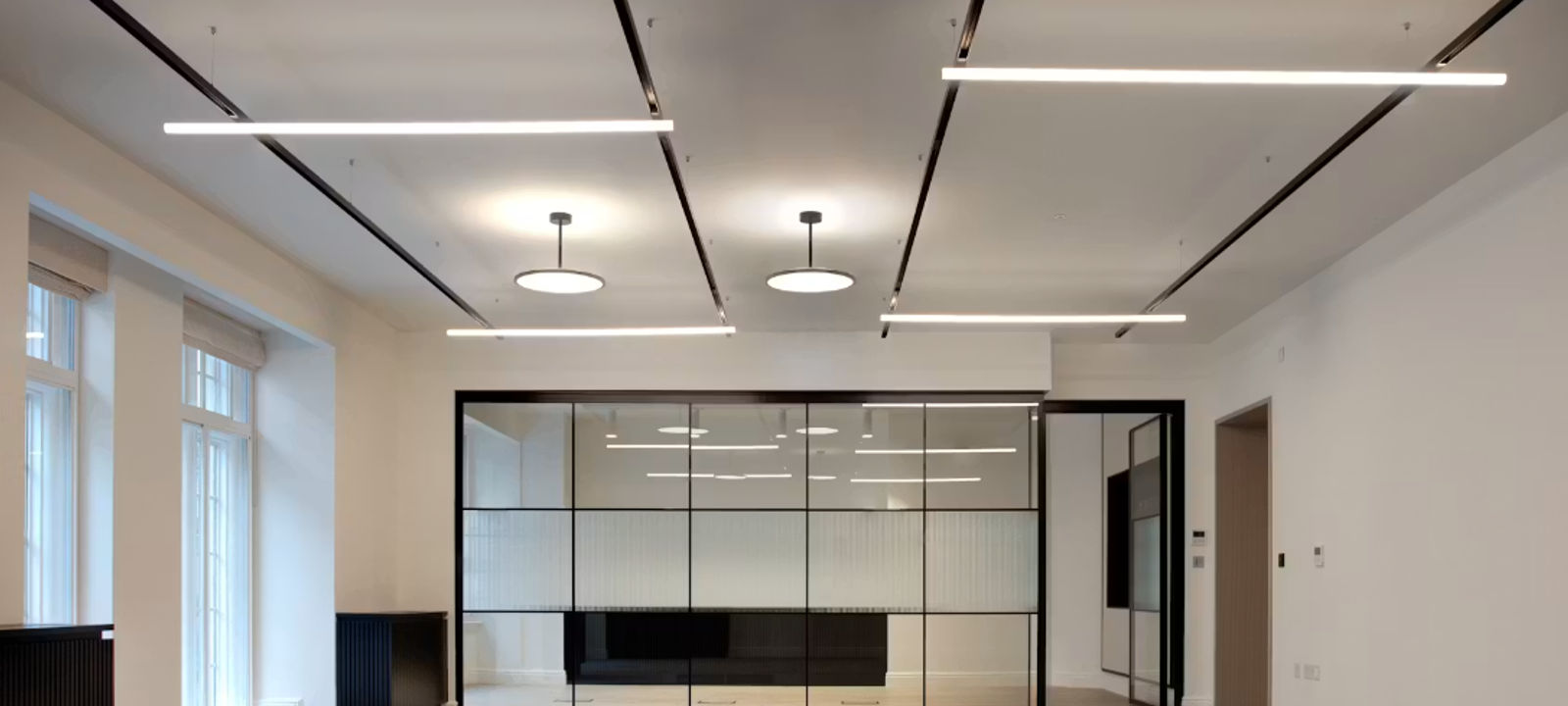 35 Dover Street, London - Image 1