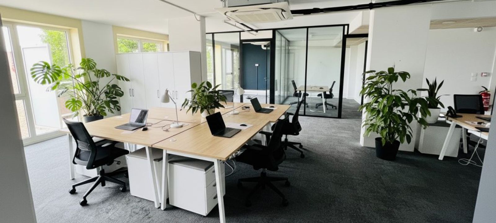 77 Rue Jean Bleuzen, Vanves - Image 1
