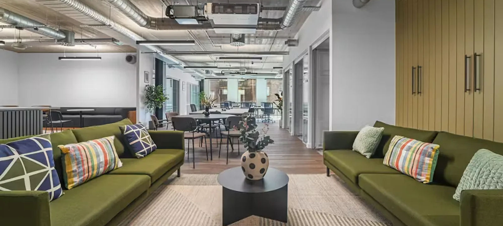 10 White Lion Street, London - Image 1