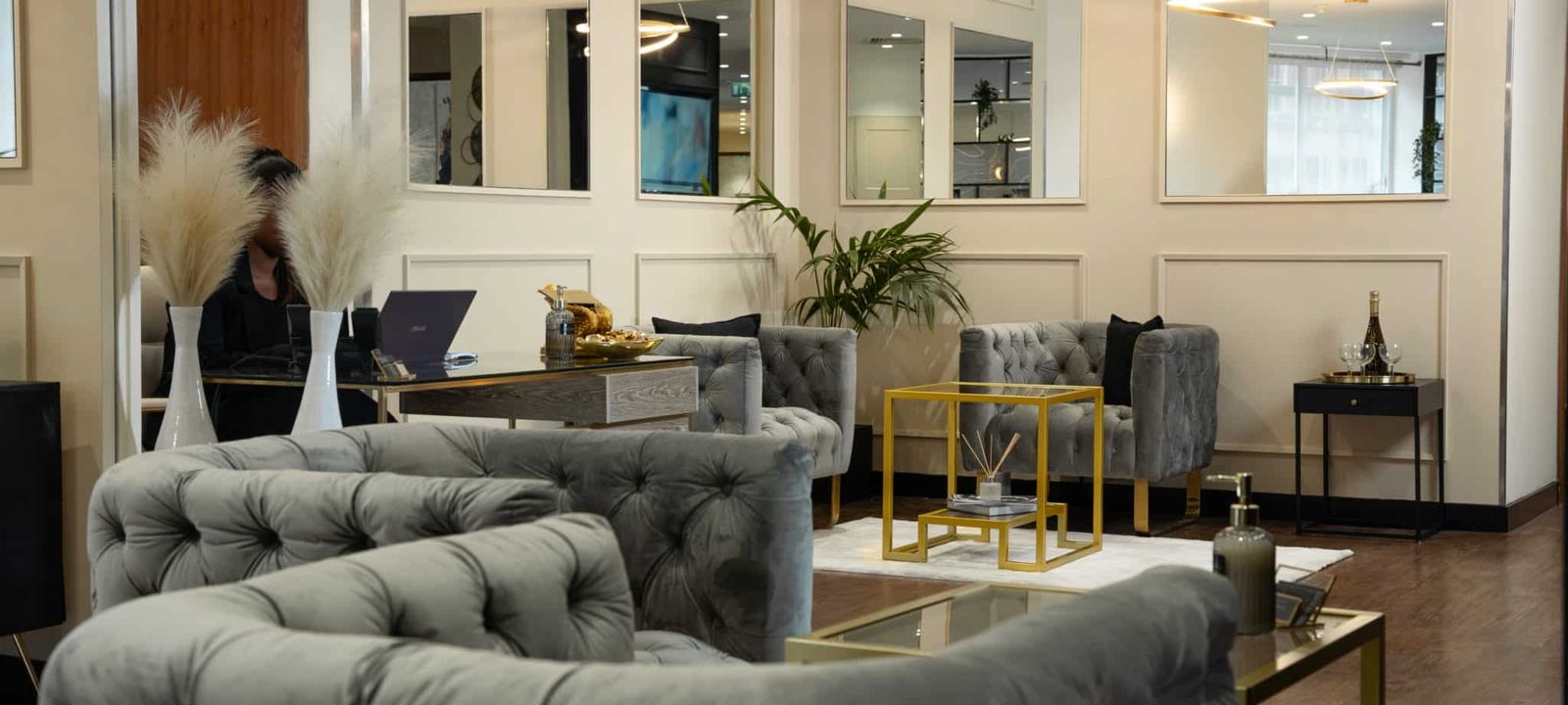 42 Upper Berkeley Street, Greater London - Image 1
