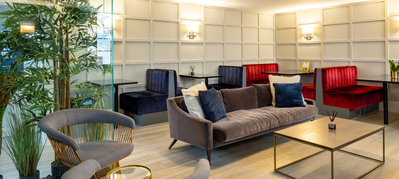 49 Grosvenor Street, London - Image 1